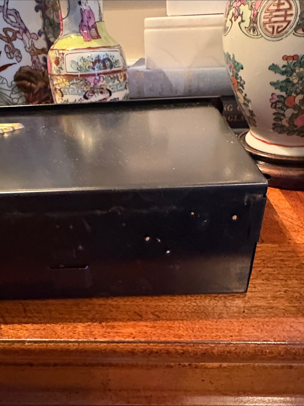 Vintage Black Metal Mailbox w Eagle Decoration - Picture 7 of 9